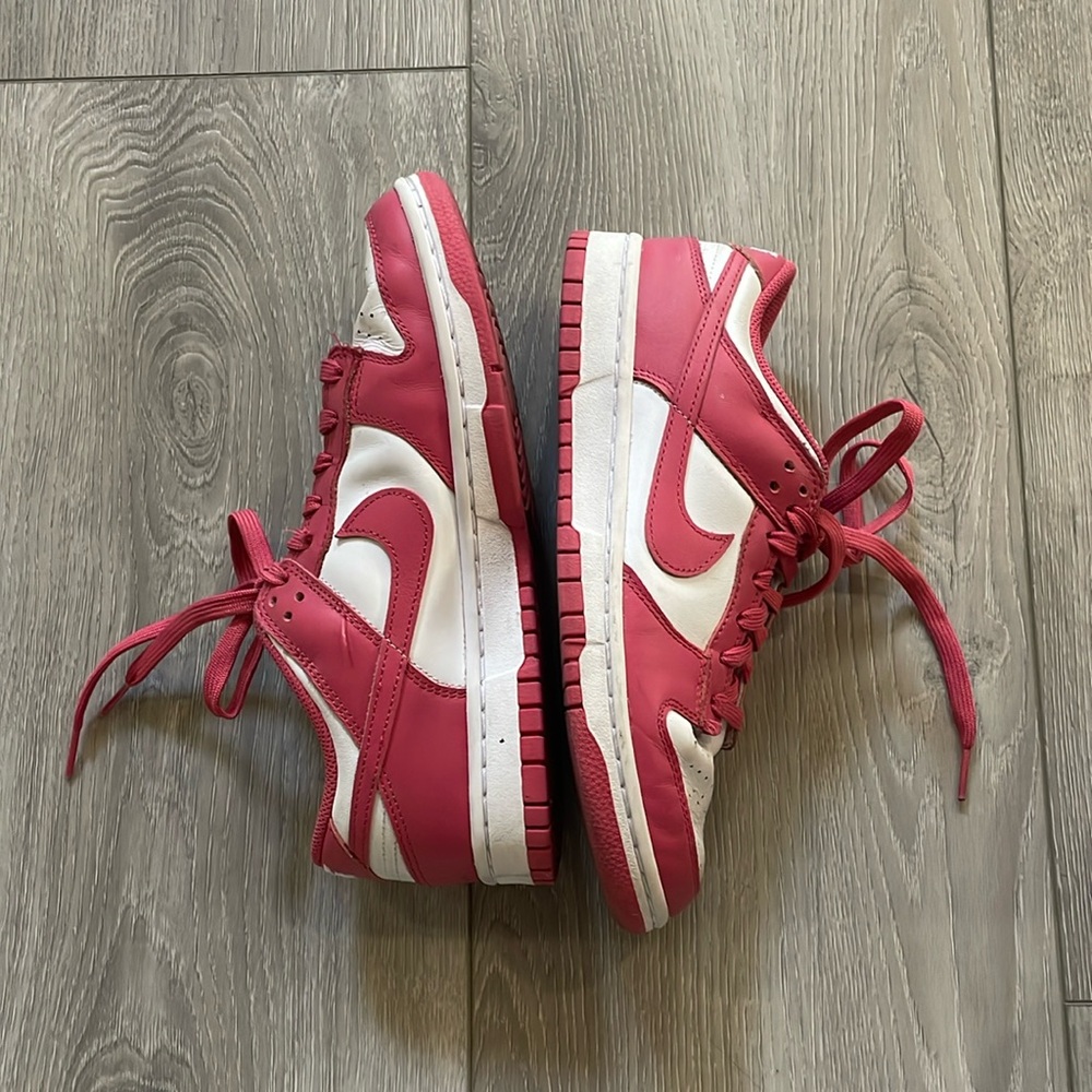 women’s archeo pink dunk lows